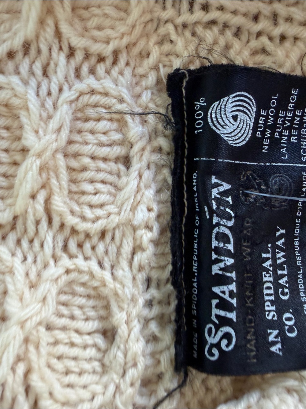 Standun Vintage Irish Aran Wool Knit Cardigan Sweater Cream Size L - Picture 4 of 5